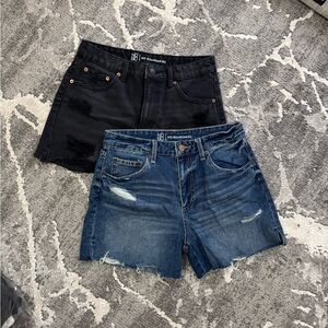 Bundle NO BOUNDARIES SHORT SIZE 7